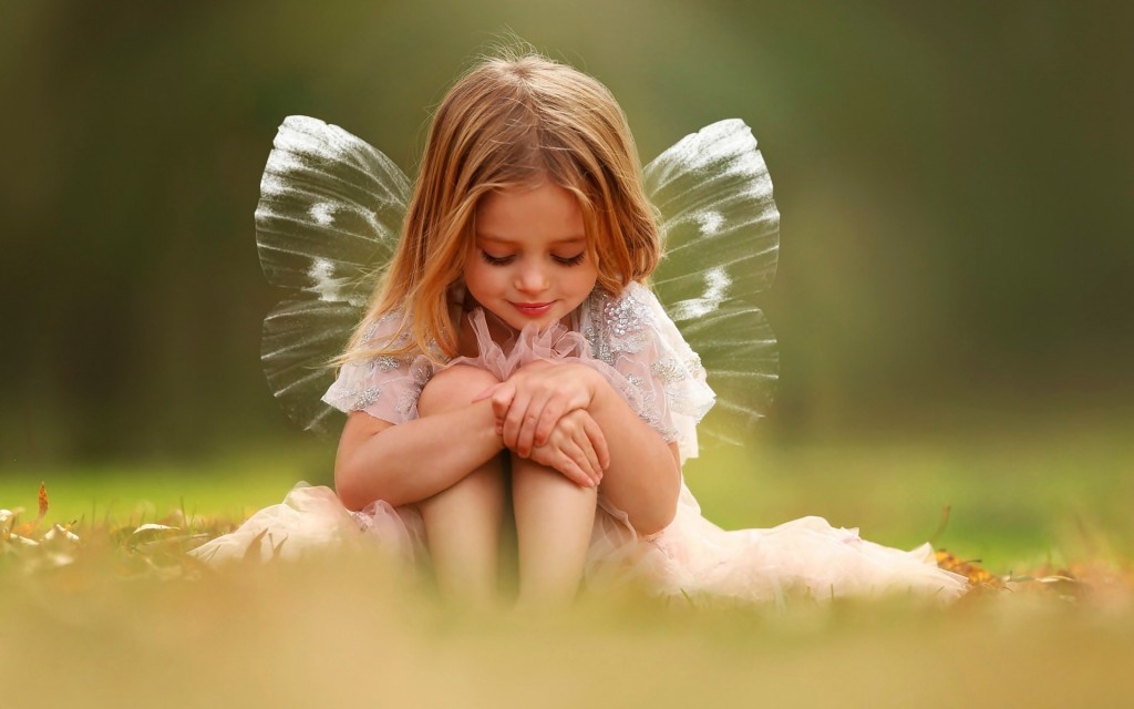 a_small_girl-butterfly_child_wings_people_hd-wallpaper-1873963