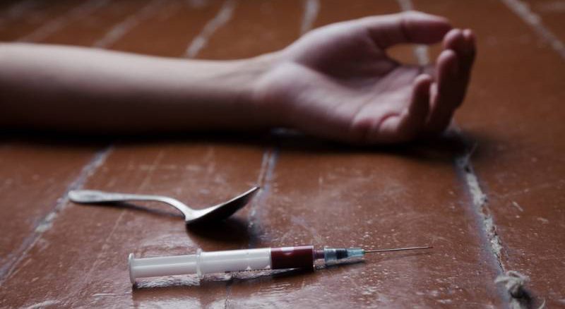 heroin-od-hand-needle