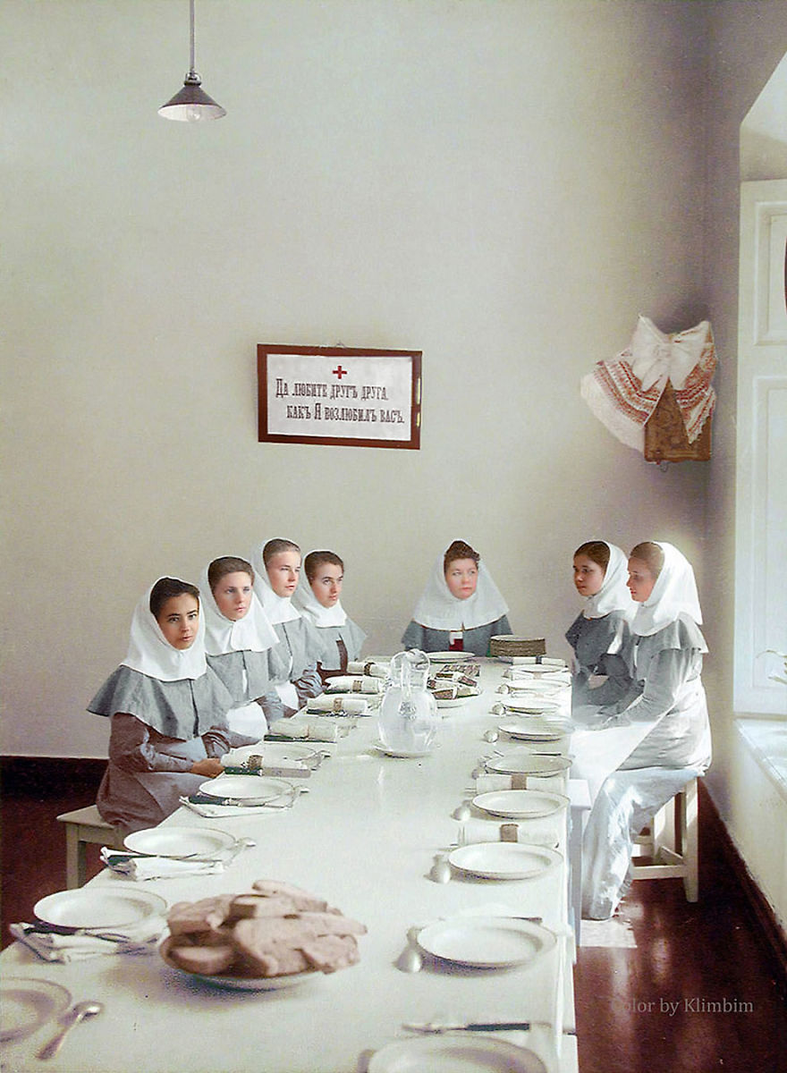 colorized-vintage-old-photos-russia-49-5721d5c08f43d__880