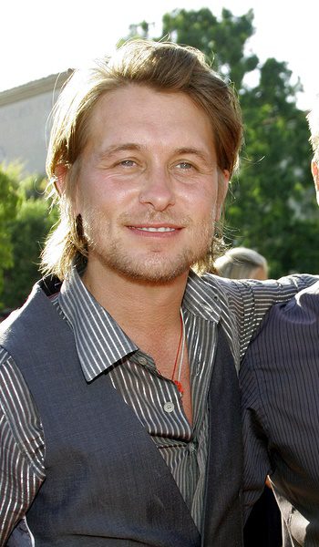 Mark Owen and Gary Barlow of 'Take That' attend the Los Angeles Premiere of "Stardust" held at the Paramount Pictures Studios in Hollywood, California, on July 29, 2007.