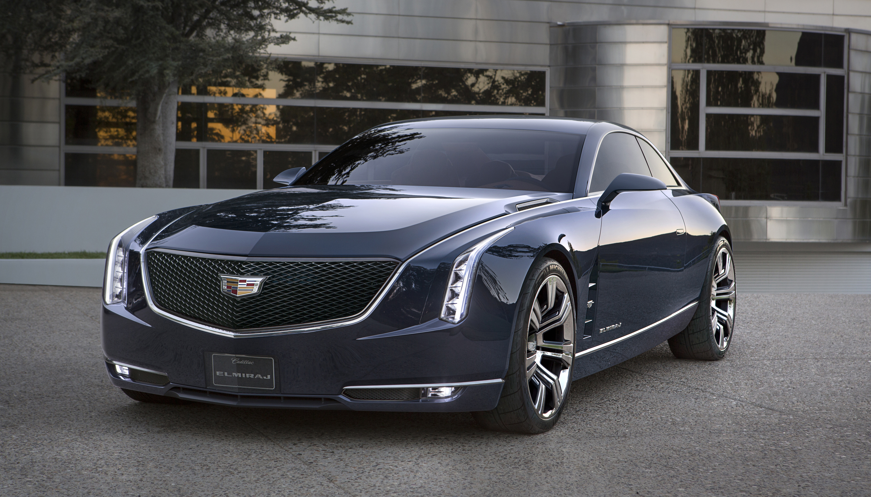 The new Cadillac Elmiraj Concept is a design vision for a four-seat coupe with presence and poise, 205-inches in length. Taking up from where the memorable Ciel Concept left off, Elmiraj is a statement of pure luxury and performance with a purposeful character and proportion.