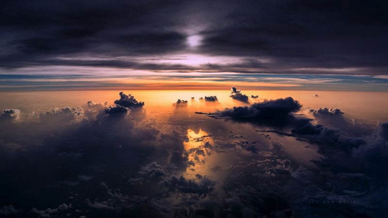 storm-sky-photography-airline-pilot-christiaan-van-heijst-7-57eb67fb0fde8__880