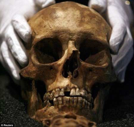 a98735_dead-undiscovered_9-skeleton