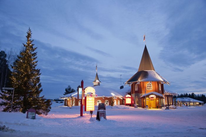 gallery-1481654991-hbu-lapland-santa-claus-village