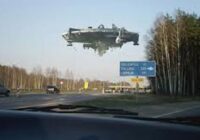 Šorīt uz Siguldas šosejas autobraucējus pārsteidzis nezināms lidojošs objekts – skaidrojumi ir vairāki