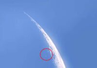 Citplanētiešu faniem svētki: publicēts video, kurā, netālu no Mēness, pamanīti NLO
