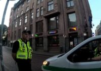 Sociālajos tīklos strauji izplatās video ar policijas automašīnā redzēto