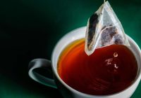 80 % cilvēku, kas dzer tēju, pieļauj būtisku kļūdu