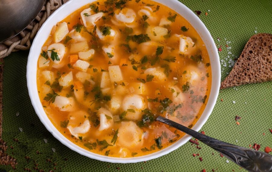 Vīra mīļākā zupa – tērēju ne vairāk kā 20 minūtes un vāru lielāko katliņu, bet tāpat vienmēr ir par maz