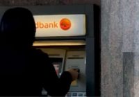 ”Swedbank” atsakās no kāda pakalpojuma, kuru daudzi klienti bieži izmantoja