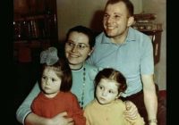 Slavenā kosmonauta Jurija Gagarina meitas – kā izvērtās viņu dzīves, cik līdzīgas viņas ir tēvam un kas viņas ir tagad