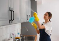 5 virtuves tīrīšanas kļūdas, kas tikai nodara kaitējumu