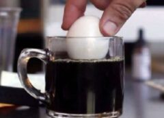 Kas notiks, ja iemērksi jēlu olu kafijas tasē? Tikai daži cilvēki zina šo lielisko tehniku…