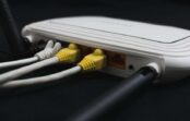 Kādas lietas un priekšmeti nedrīkst atrasties Wi-Fi rūtera tuvumā; atceries, lai nodrošinātu izcilu interneta signālu Kādas lietas un priekšmeti nedrīkst atrasties Wi-Fi rūtera tuvumā; atceries, lai nodrošinātu izcilu interneta signālu