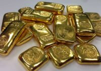 Zelta cena “amerikāņu kalniņos”: Eksperti skaidro, vai ir vērts saglabāt mieru