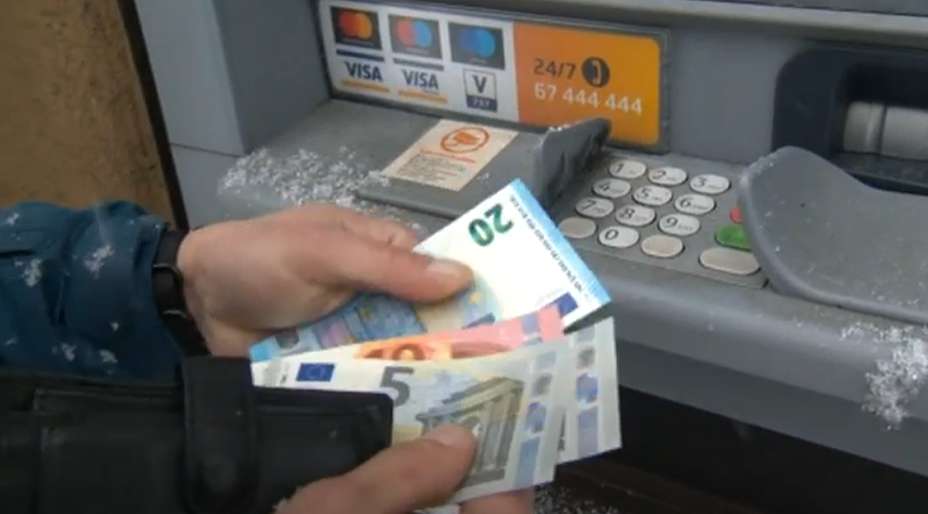 No 1.maija ”Swedbank” sāka sniegt bezmaksas pakalpojumus šīs kategorijas iedzīvotājiem