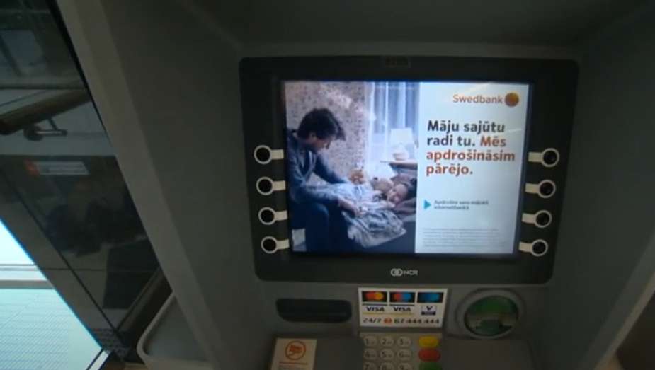Latvijā bankomātos tiek uzsākta jaunas funkcijas ieviešana – tā atvieglos klientiem dzīvi
