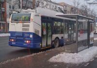 Pasažiere, iekāpjot autobusā, jutās neveikli par Jēkabpils autobusa šofera apģērbu