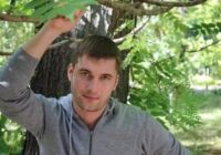 Manam draugam jau ir 37 gadi, viņš pelna tūkstošus, brauc ar ‘Mercedes’ un dzīvo Rīgas centrā. Tomēr viņš joprojām nevar apprecēties viena iemesla dēļ