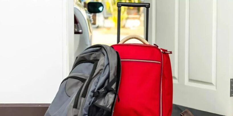 Vīrs paziņoja, ka mani pamet, un aizsūtīja mani prom no mājām — bet pēc pāris stundām pats palika bez pajumtes