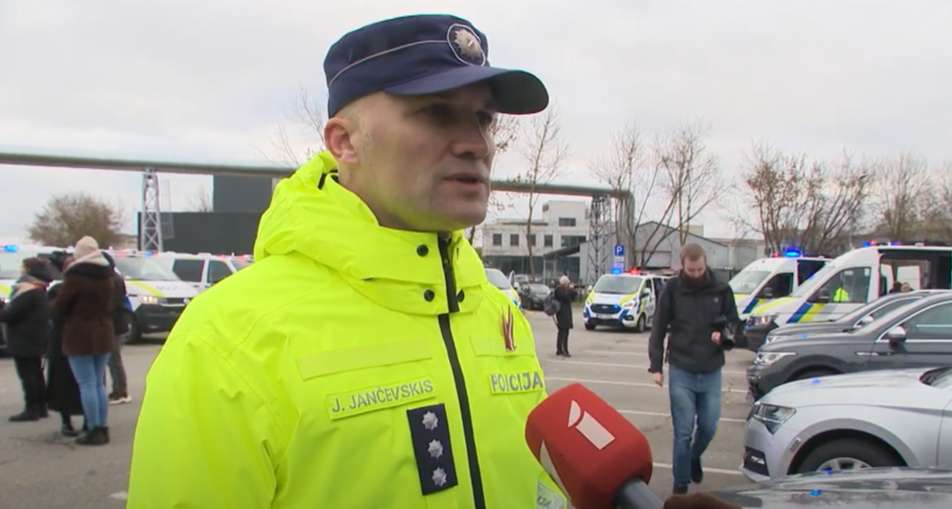 Ja tevi aptur likumsargs un pieprasa dokumentus, nekādā gadījumā nesāciet sarunu ar šīm frāzēm un darbībām