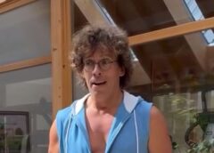 Maksims Galkins no iespaidīgās villas Jūrmalā nodemonstrē, cik lieliskā formā viņš ir (+ VIDEO)