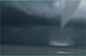 Meteorologs Toms Bricis publicē kadrus no šodien redzētā iespaidīgā virpuļviesuļa Saulkrastos (+ VIDEO)
