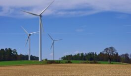 Kurš noteiks tavā novadā notiekošo: valdības un pašvaldību strīds par vēja parkiem turpinās