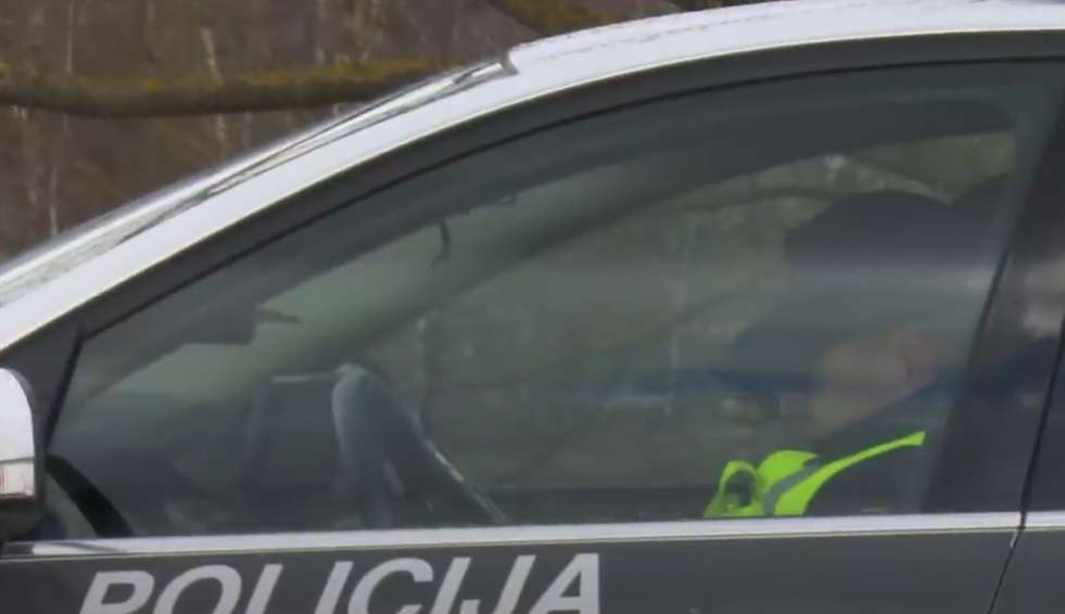 Likumsargs mani apturēja un lika atvērt auto bagāžnieku, tur atradās degvielas kanniņa – viss izvērtās slikti