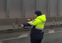 Ceļu inspektors paskaidroja, kā autovadītājam jābrauc, lai viņu neapturētu un viņš nepiesaistītu likumsargu uzmanību