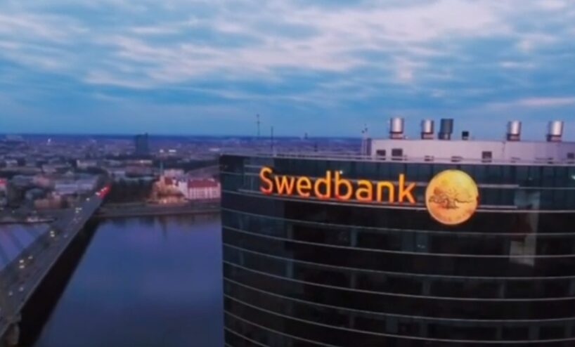 “Swedbank” pilnībā atsakās no populāra pakalpojuma, kuru izmantoja tūkstošiem klientu