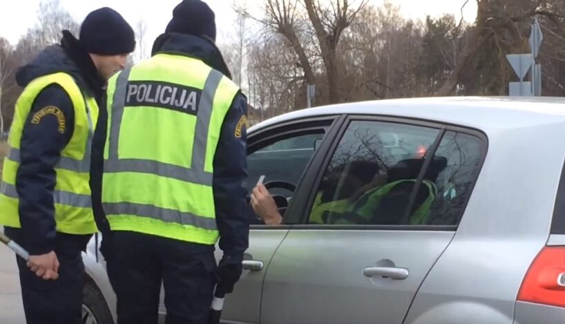 CSDD atgādina: daļai pretendentu var nākties atkārtoti kārtot gan teorētisko pārbaudījumu, gan braukšanas eksāmenu