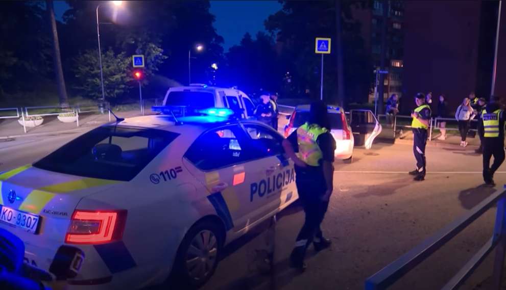 Likumsargs nosauca priekšmetus, kuriem obligāti ir jābūt katrā automašīnā, pretējā gadījumā – sods
