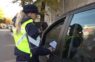 Sēžu savā auto Rēzeknes stāvvietā ar izslēgtu dzinēju un pēkšņi pienāk likumsargs un prasa dokumentus: stāstu kas notika