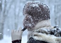 Kažoks būs jāvalkā pat mājās: sinoptiķi ir paziņojuši neparasti aukstā laika iestāšanās datumu