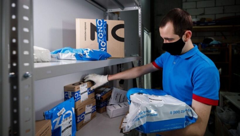 Ārzemnieks strādā ”Ozon” uzņēmumā un viņam ir ļoti žēl ko tur dara ar jūsu pakām: ”Es gribu iet prom no šī darba”