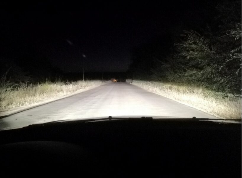 Atradu vienkāršu veidu, kā padarīt auto lukturus spilgtākus — dalos, kā to izdarīt soli pa solim