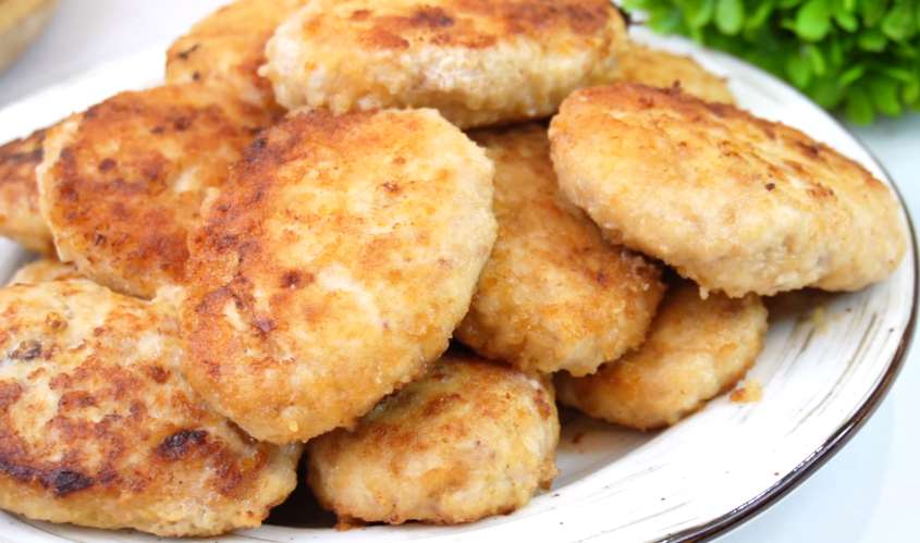 Kā es uzzināju īsto vistas kotlešu noslēpumu no vīramātes – tagad gatavoju tikai šādi