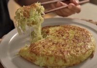 Omletes pīrāgs ar kāpostiem un kartupeļiem – sātīgas brokastis katrai dienai Omletes pīrāgs ar kāpostiem un kartupeļiem – sātīgas brokastis katrai dienai