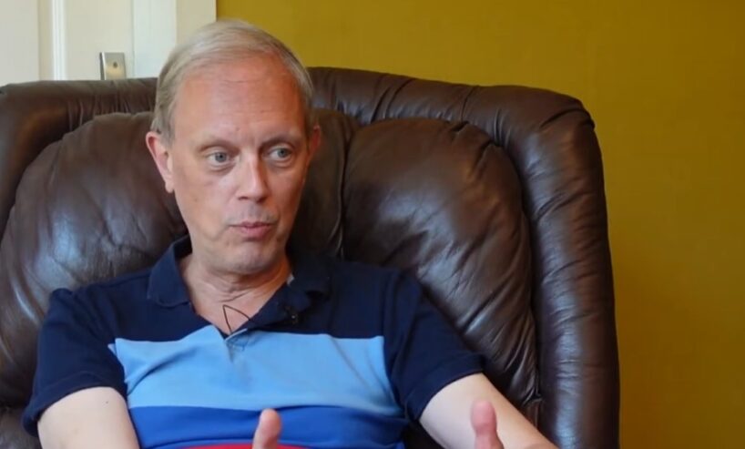 Labi zināmais žurnālists Streips pārsteigts par savas pensijas apmēru