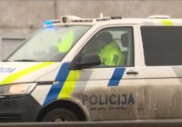 Ko pieredzējuši autovadītāji nedara, kad viņu aptur likumsargi: ”Šeit ir būtiskas dažas nianses” Ko pieredzējuši autovadītāji nedara, kad viņu aptur likumsargi: ”Šeit ir būtiskas dažas nianses”