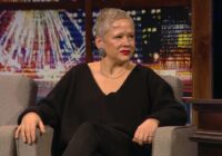 “Tagad baidos iet mežā…”: pazīstama latviešu rakstniece, sēņojot dabūjusi rāpties kokā