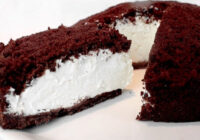 Jogurta un šokolādes skaidiņu cepumu kūka bez cepšanas; lielisks deserts 30 minūtēs Jogurta un šokolādes skaidiņu cepumu kūka bez cepšanas; lielisks deserts 30 minūtēs