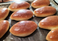 Viegla mīkla ar sauso raugu ātrai gaisīgu pīrāgu cepšanai, kas nepaliek cieti Viegla mīkla ar sauso raugu ātrai gaisīgu pīrāgu cepšanai, kas nepaliek cieti