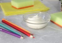 Kāpēc durvju eņģes un apavu zoles vajadzētu noslaucīt ar majonēzi; 10 interesanti iemesli, kāpēc mājās turēt majonēzi Kāpēc durvju eņģes un apavu zoles vajadzētu noslaucīt ar majonēzi; 10 interesanti iemesli, kāpēc mājās turēt majonēzi