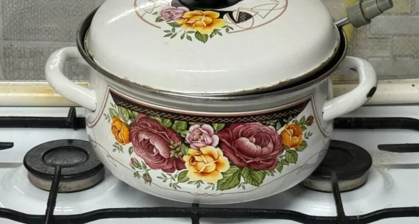 Pazīstams pavārs no Jelgavas man atklāja, kad katli un pannas ir nokalpojuši un pienācis laiks tos nomainīt