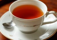 Kāpēc patiesībā karoti krūzē atstāt nav ieteicams: atklāju, ko par to saka speciālisti