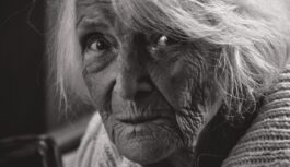 “Nenēsājiet to kabatā, ja vēlaties izvairīties no trūkuma” vecmāmiņas padoms