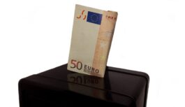 Šajā Latvijas novadā piesakoties līdz 28.decembrim jūsu kontā tiks ieskaitīts Ziemassvētku pabalsts Šajā Latvijas novadā piesakoties līdz 28.decembrim jūsu kontā tiks ieskaitīts Ziemassvētku pabalsts