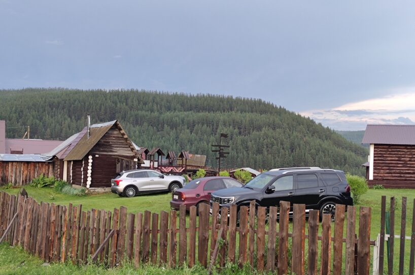 Rīdzinieks pārcēlās uz nomaļu, sen aizmirstu ciematiņu Latvijas dziļākajos laukos un pamatīgi to nožēloja: stāstu kāpēc